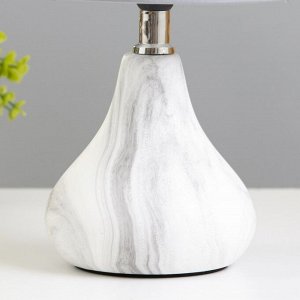 Настольная лампа "Канон" 1хE14 белый-серый 15х15х28 см RISALUX