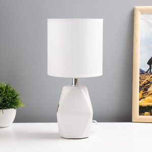Настольная лампа "Натюр" E14 40Вт белый 12,5х12,5х28 см RISALUX