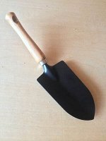 Совок посадочный с деревянной ручкой АС 0008