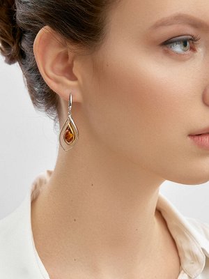 Эффектные серьги в ажурном дизайне с янтарём «Рапсодия»