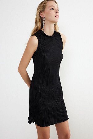 Trendyomilla Черное элегантное вечернее платье с открытой талией и плиссированной трикотажной подкладкой