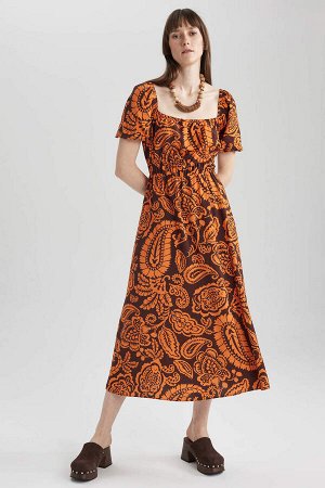 Платье миди Aerobin с квадратным вырезом и цветочным принтом, с короткими рукавами