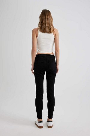 DEFACTO Длинные джинсовые брюки скинни с нормальной талией Rebeca