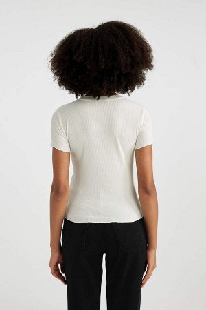 DEFACTO Приталенная футболка с круглым вырезом и короткими рукавами