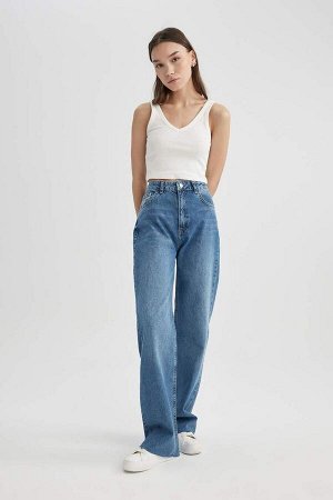 Длинные джинсовые брюки с широкими штанинами и высокой талией в стиле 90-х с вырезом
