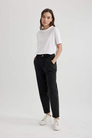 Легкие прямые джинсовые брюки длиной до щиколотки с высокой талией и бумажным пакетом
