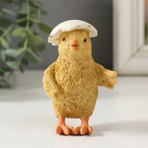 Фигурка полистоун «Цыплёночек под скорлупкой», 8.5x5.5x5.5 см