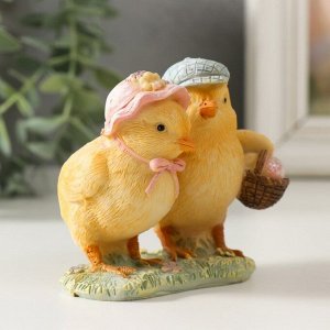 Фигурка полистоун «Нарядные цыплята», 8.5x6x7.5 см