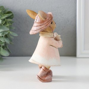 Фигурка полистоун «Зайка в шляпке и дождевике с воробышком», 13.5x6.5x7 см