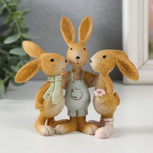 Фигурка полистоун «Зайчата: три друга», 11.5x5x11 см