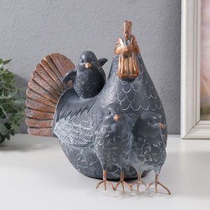 Фигурка полистоун «Курочка с тремя цыплятами», 22x17x22 см