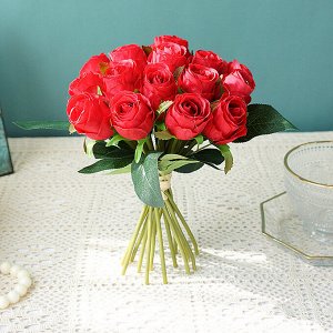 Букет искусственных роз, цвет красный