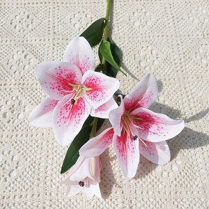 Искусственные цветы "Лилии" на ветке, цвет ярко-розовый