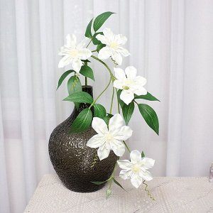 Искусственные цветы "Клематис" на ветке, цвет белый