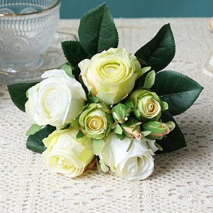 Букет искусственных роз, цвет белый/зеленый