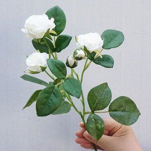Искусственные розы на ветке, цвет белый