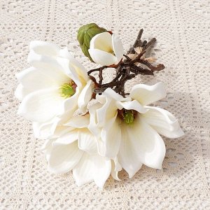Букет искусственных цветов "Магнолия", цвет белый