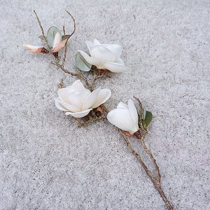 Искусственные цветы "Магнолия" на ветке, цвет белый