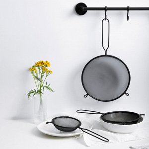 BY COLLECTION Сито с ободом и ручкой 12см, черное, нерж. сталь