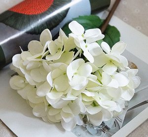 Букет искусственных цветов, цвет белый