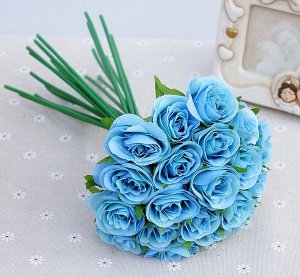 Букет искусственных роз, цвет синий