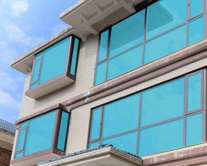 Солнцезащитная пленка для окон и балконов