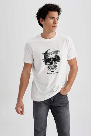 Облегающая футболка из 100 % хлопка с круглым вырезом и принтом