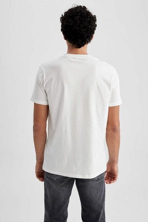 Облегающая футболка из 100 % хлопка с круглым вырезом и принтом