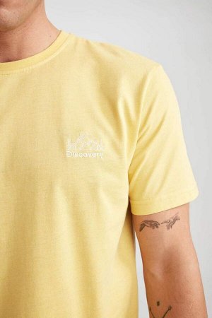 Новая футболка стандартного кроя с круглым вырезом и короткими рукавами Discovery Channel
