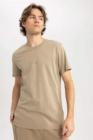 Облегающая футболка с коротким рукавом и круглым вырезом с принтом