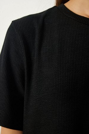 Женское черное трикотажное платье в рубчик с круглым вырезом DZ00111