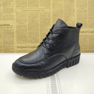 Ботинки Ботинки, оформленные удобной шнуровкой спереди цвет: ЧЕРНЫЙ, искусственная замша. Размер (длина стопы, см): 34 (22см), 35 (22.5см), 36 (23см), 37 (23.5см)