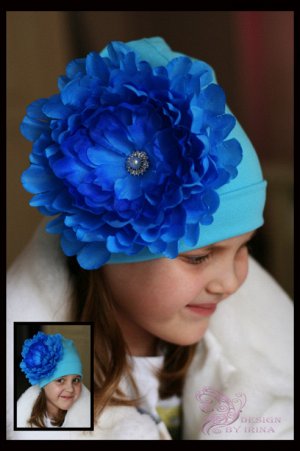 Бирюзовая шапка с пионом Blue