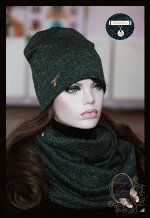 Трикотажный комплект (шапка+восьмёрка) «Ш*анель» (изумруд)