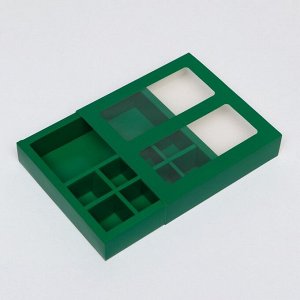 Коробка под 8 конфет + шоколад, с окном зеленая 17,7 х 17,85 х 3,85 см
