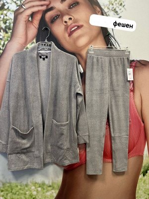 Костюм женский для спорта и отдыха DKNY
