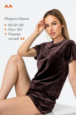 Женский велюровый костюм с шортами Happyfox