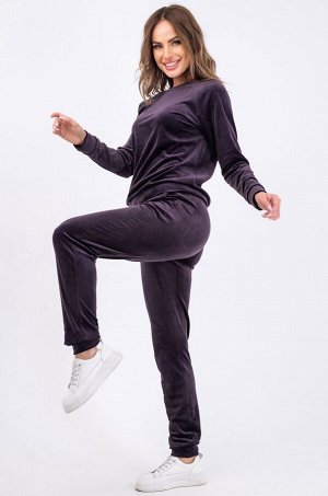 Женский костюм из велюра Happyfox