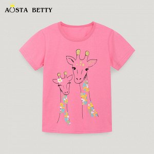 Детская розовая футболка с принтом Жирафы