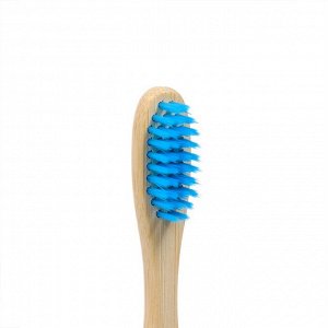 Зубная щетка бамбуковая средняя в коробке, синяя