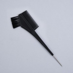 Расчёска для окрашивания, с крючком, 21,5 x 6,2 см, цвет чёрный
