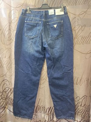 Джинсы МОМ Guess