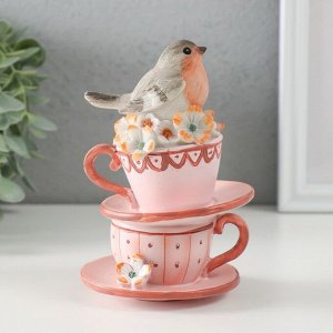 Фигурка полистоун «Снегирь сидит на чашечках, с цветами», 9x9x14 см