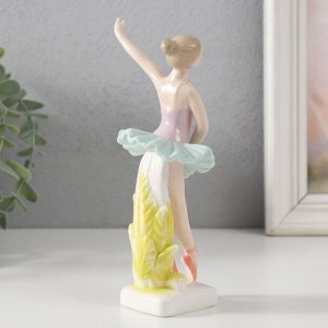 Сувенир керамика "Балерина в зеленой юбке" 9х5,4х17 см