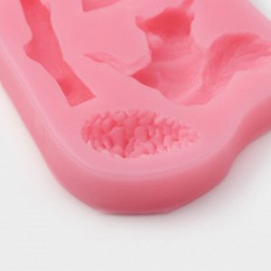 Силиконовый молд Доляна «Белочка и орешки», 10×7×1,5 см, цвет розовый