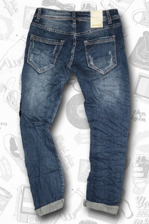 Джинсы Dеним: средней плотности
силуэт: saggy jeans
посадка: средняя /: 32
дополнительно: на болтах / рваный деним с подкладом гипюр / принт / жатка
РАЗМЕР: XS; S; M; L; XL
ЦВЕТ: оттенки синего
СОСТАВ