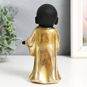 Сувенир полистоун "Маленький Будда в золотом. Приветствие" МИКС 7,5х5,5х15 см
