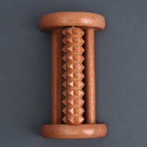 Массажёр для ног «Барабан», деревянный, 1 ролик с шипами, 14.5x8.2x5 см
