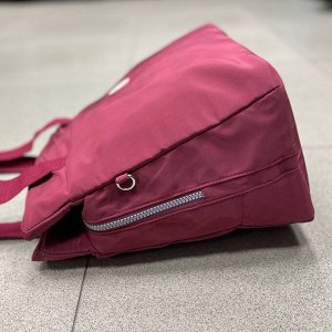 Дорожная женская сумка бордовая
