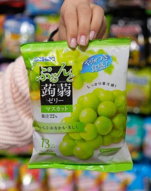 Жидкое желе с натуральным соком и с коллагеном со вкусом винограда 120 гр Японские сладости